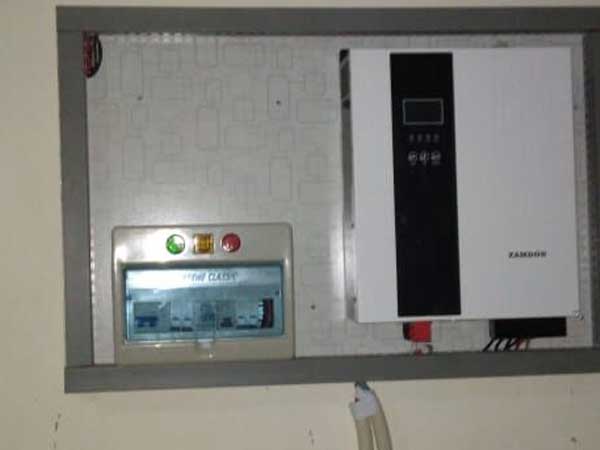 5KW Hybrid Solar Inverter for Home Use In Pakistan